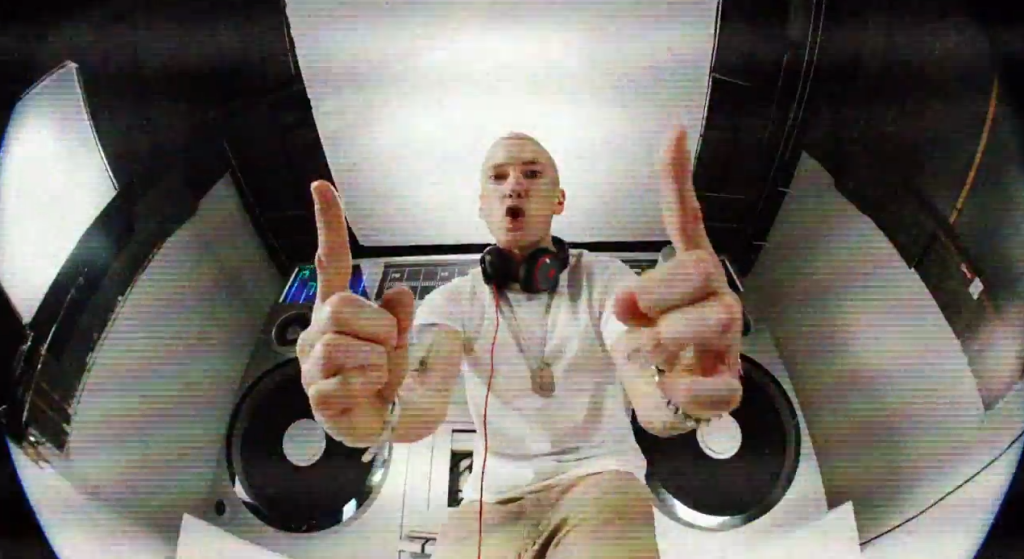 Eminem_Berzerk